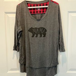Latched Mama 3/4 Sleeve Scoop Neck Nursing Top 2.0 - Large / Mama Bear
